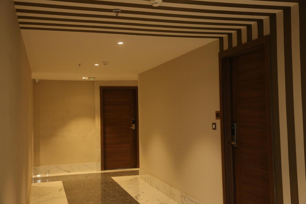 Hotel Westend Udaipur Ngoại thất bức ảnh
