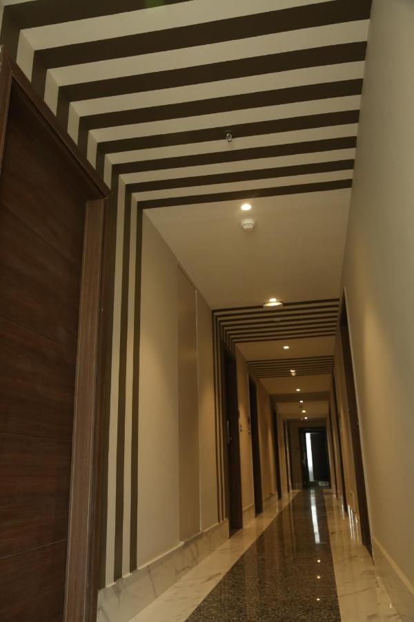 Hotel Westend Udaipur Ngoại thất bức ảnh